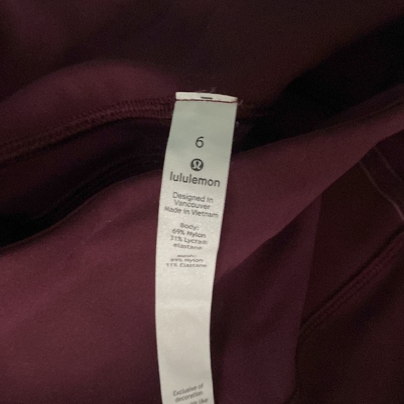 Lululemon lace side leggings - Picture 6 of 6